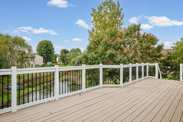 674 Lois Lane, Lino Lakes, MN 55014