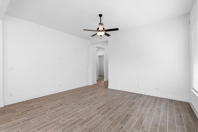 11816 South Pavillion Drive, Mont Belvieu, TX 77523