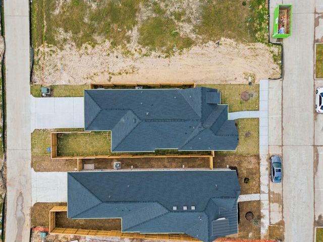 11816 South Pavillion Drive, Mont Belvieu, TX 77523
