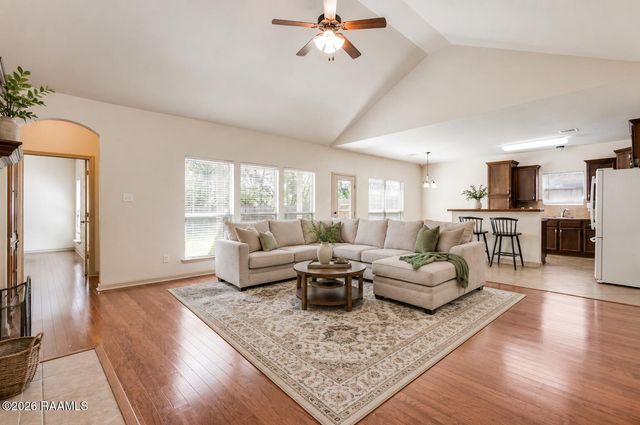 206 Fieldview Drive, Carencro, LA 70520