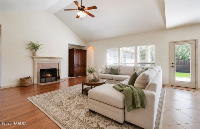 206 Fieldview Drive, Carencro, LA 70520