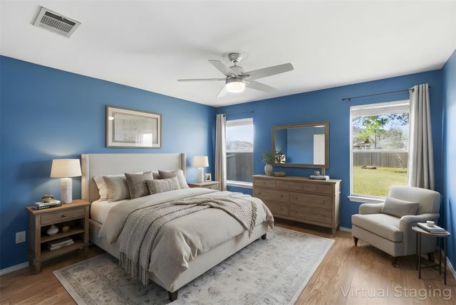 709 Lavaca LOOP, Elgin, TX 78621