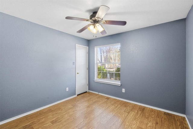 709 Lavaca LOOP, Elgin, TX 78621