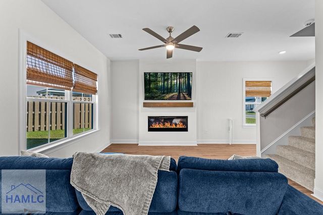 52 Buckingham Drive, Midway, GA 31320