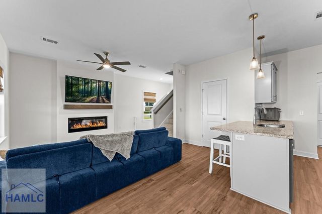 52 Buckingham Drive, Midway, GA 31320