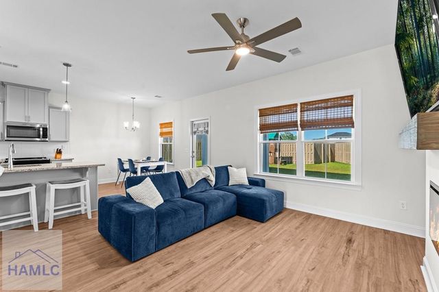 52 Buckingham Drive, Midway, GA 31320