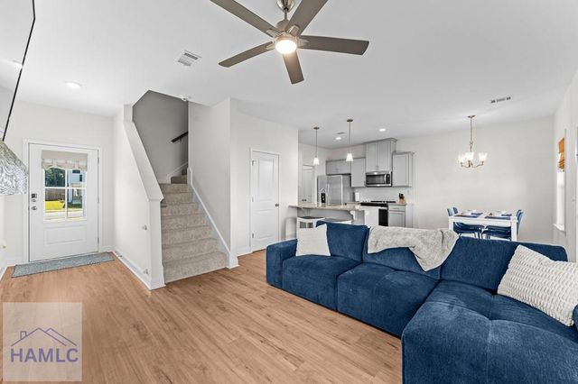52 Buckingham Drive, Midway, GA 31320