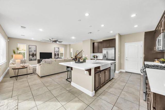 1437 Cummings Way, Folsom, CA 95630