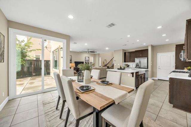 1437 Cummings Way, Folsom, CA 95630