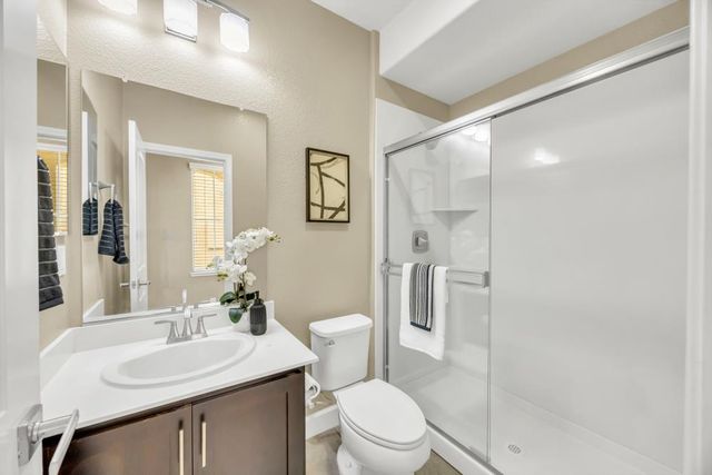 1437 Cummings Way, Folsom, CA 95630