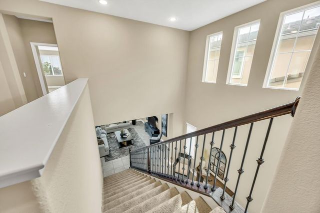 1437 Cummings Way, Folsom, CA 95630