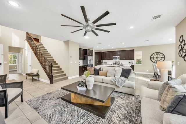 1437 Cummings Way, Folsom, CA 95630