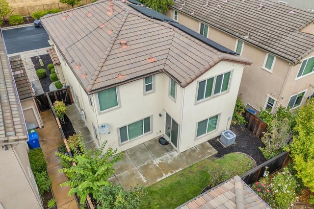 1437 Cummings Way, Folsom, CA 95630