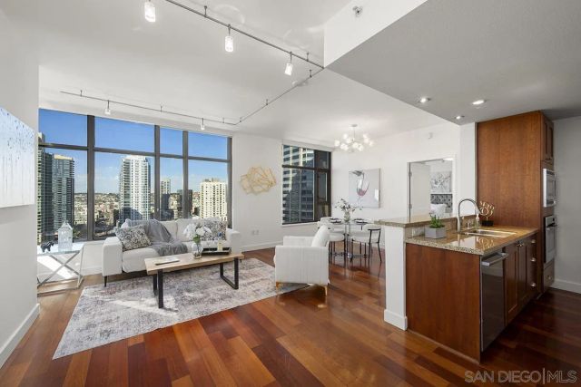 700 W E Street 1903, San Diego, CA 92101