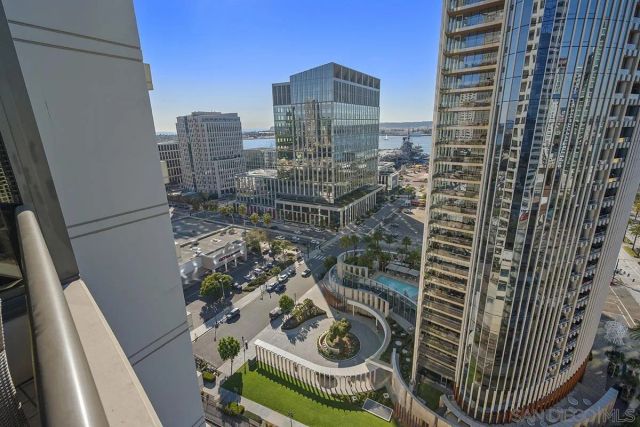 700 W E Street 1903, San Diego, CA 92101