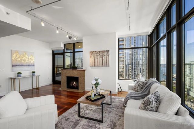 700 W E Street 1903, San Diego, CA 92101