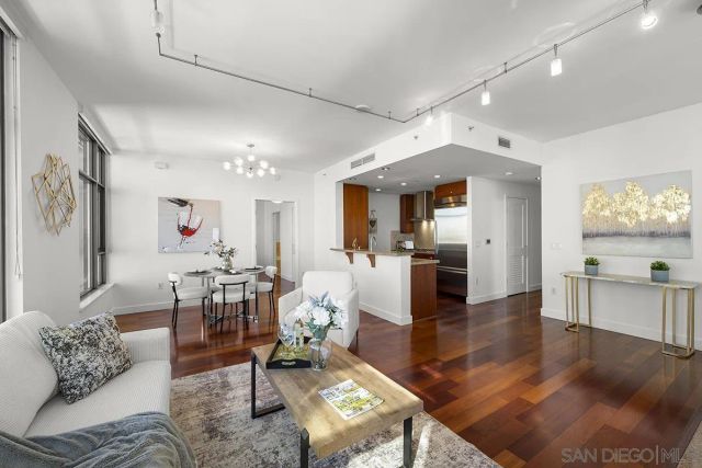 700 W E Street 1903, San Diego, CA 92101