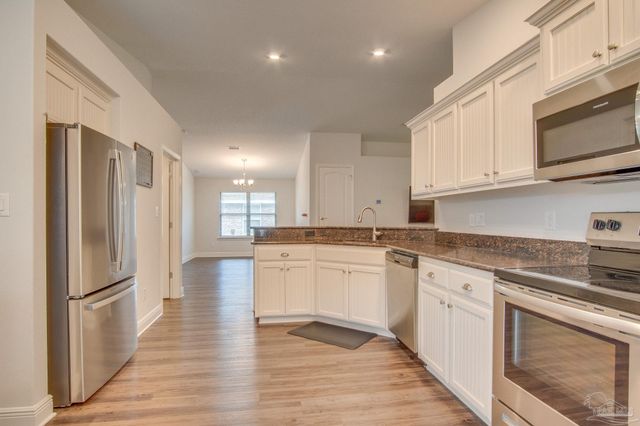 3633 Conley Dr, Cantonment, FL 32533
