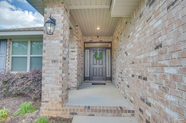 3633 Conley Dr, Cantonment, FL 32533