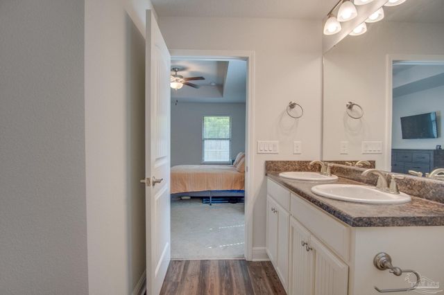3633 Conley Dr, Cantonment, FL 32533