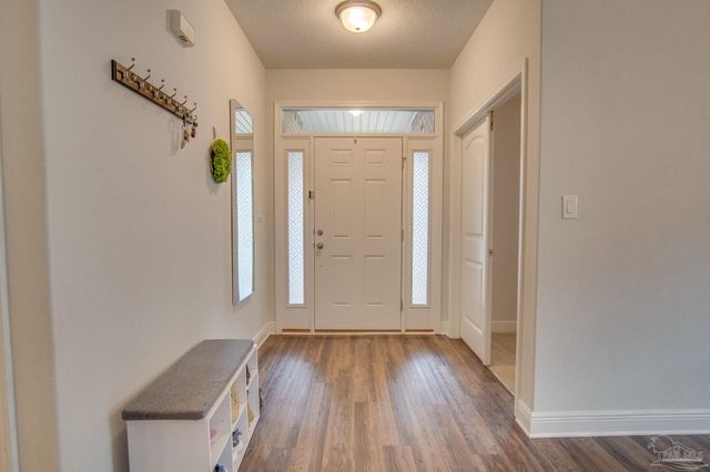 3633 Conley Dr, Cantonment, FL 32533
