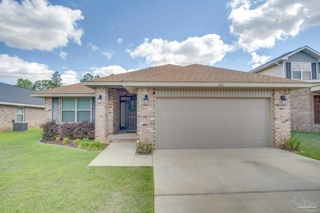 3633 Conley Dr, Cantonment, FL 32533