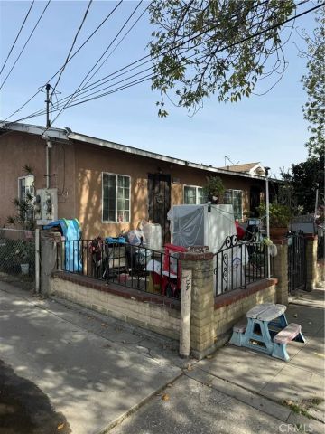 1515 E Young, Wilmington, CA 90744