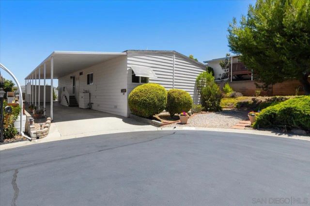 1175 La Moree Spc 49, San Marcos, CA 92078