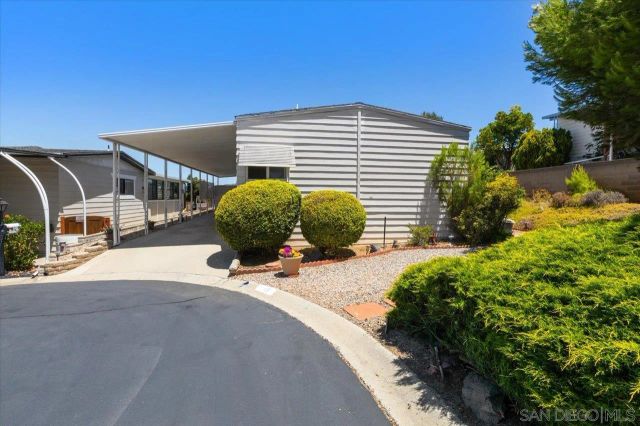 1175 La Moree Spc 49, San Marcos, CA 92078