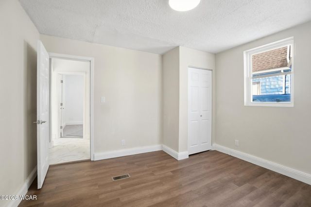 735 N Elizabeth Street, Lima, OH 45801