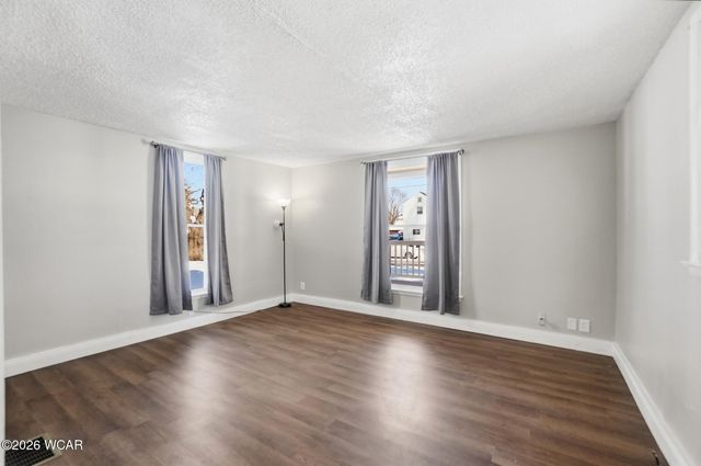 735 N Elizabeth Street, Lima, OH 45801