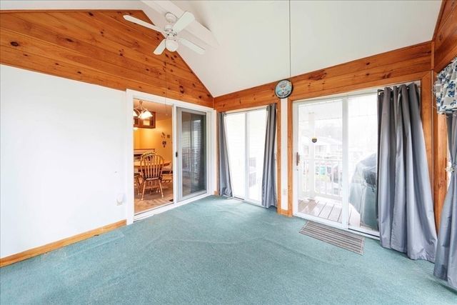 97 Marion Dr, Northbridge, MA 01588