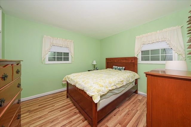 97 Marion Dr, Northbridge, MA 01588
