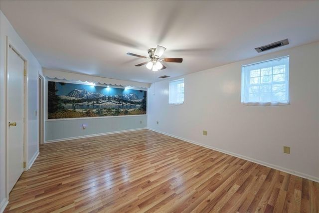 97 Marion Dr, Northbridge, MA 01588