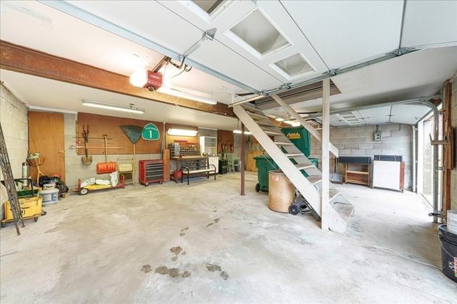 97 Marion Dr, Northbridge, MA 01588