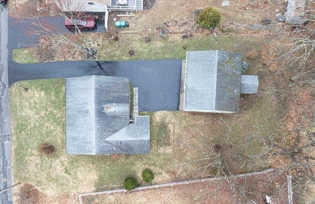 97 Marion Dr, Northbridge, MA 01588