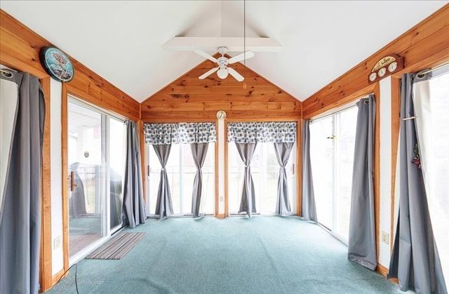 97 Marion Dr, Northbridge, MA 01588