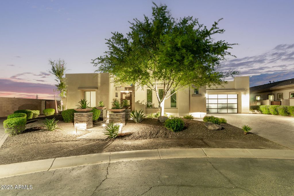 11707 W DOVE WING Way, Peoria, AZ 85383