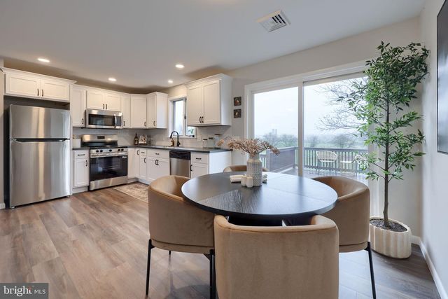 7751 LANCASTER AVE, Myerstown, PA 17067