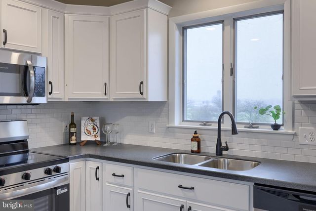 7751 LANCASTER AVE, Myerstown, PA 17067