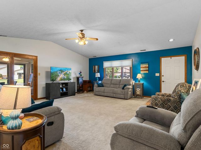 8439 Chapel Pines Drive 84, Indianapolis, IN 46234