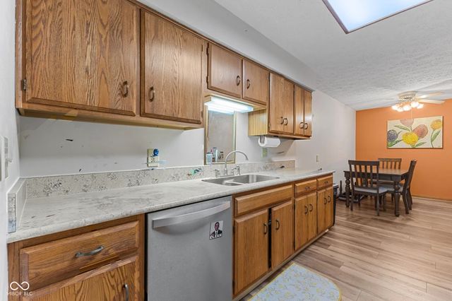 8439 Chapel Pines Drive 84, Indianapolis, IN 46234