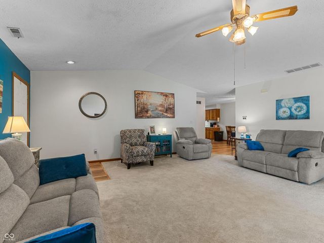 8439 Chapel Pines Drive 84, Indianapolis, IN 46234