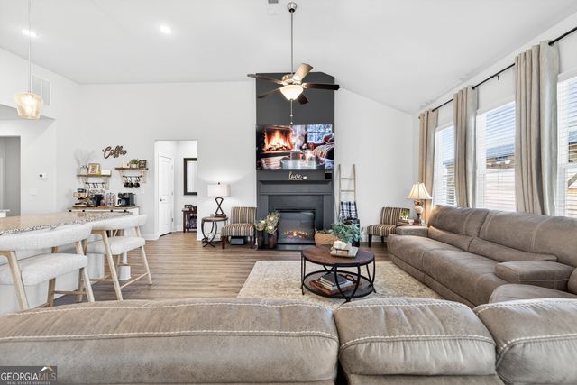 136 Applewood Way, Homer, GA 30547