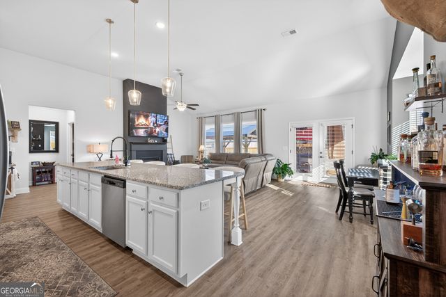 136 Applewood Way, Homer, GA 30547