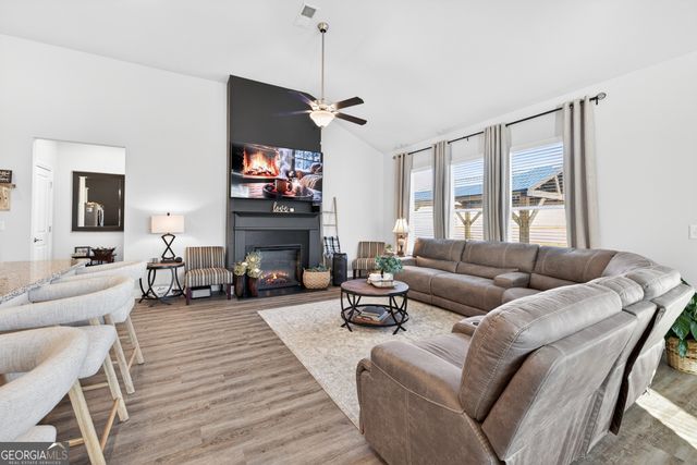 136 Applewood Way, Homer, GA 30547