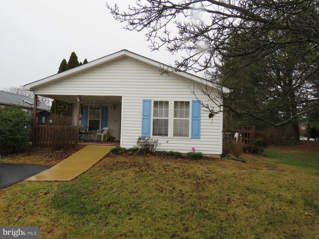 22 WISTERIA CT, New Hope, PA 18938