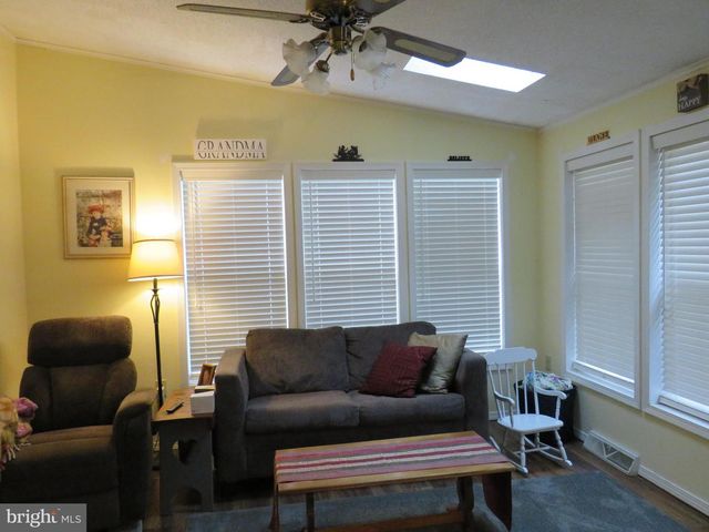 22 WISTERIA CT, New Hope, PA 18938