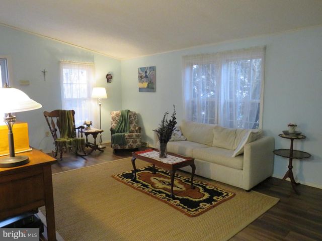 22 WISTERIA CT, New Hope, PA 18938