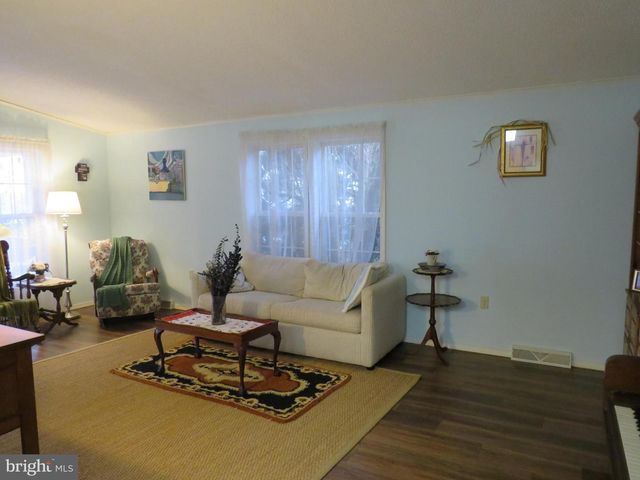 22 WISTERIA CT, New Hope, PA 18938